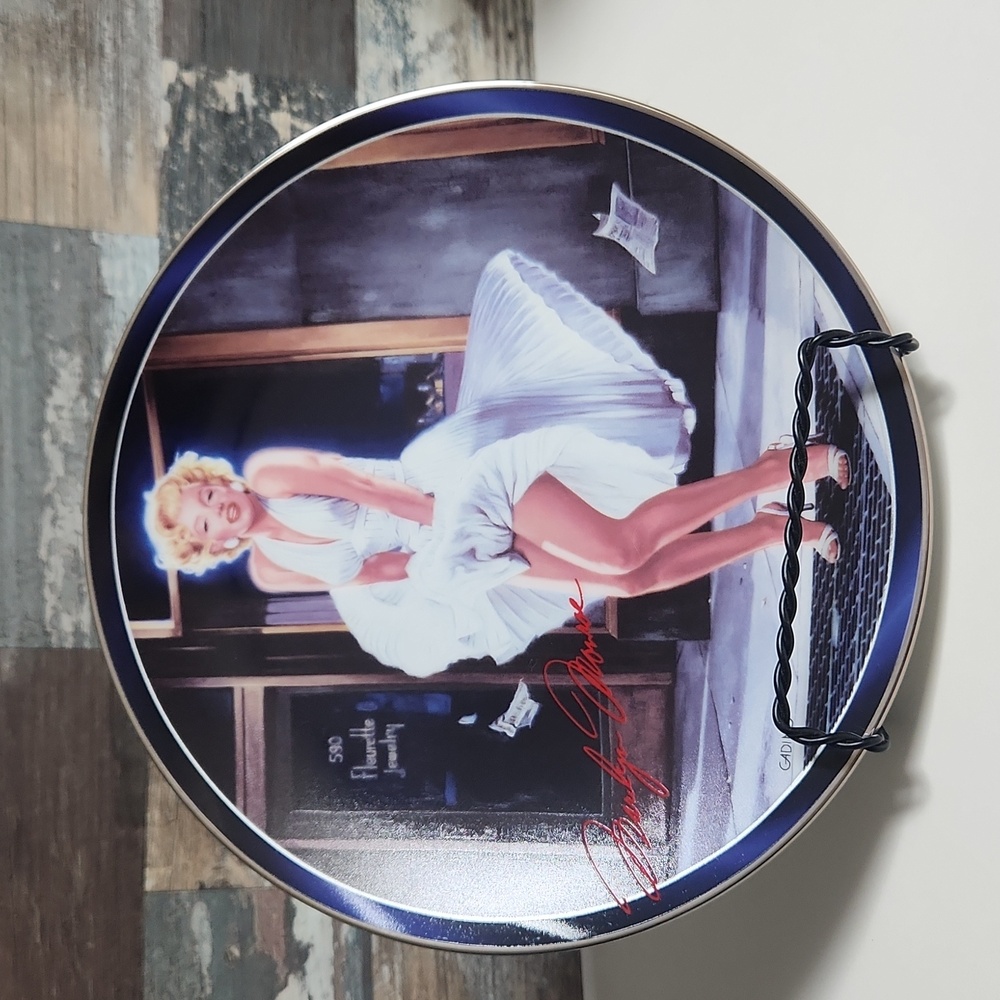 Marilyn Monroe Collector Plate.